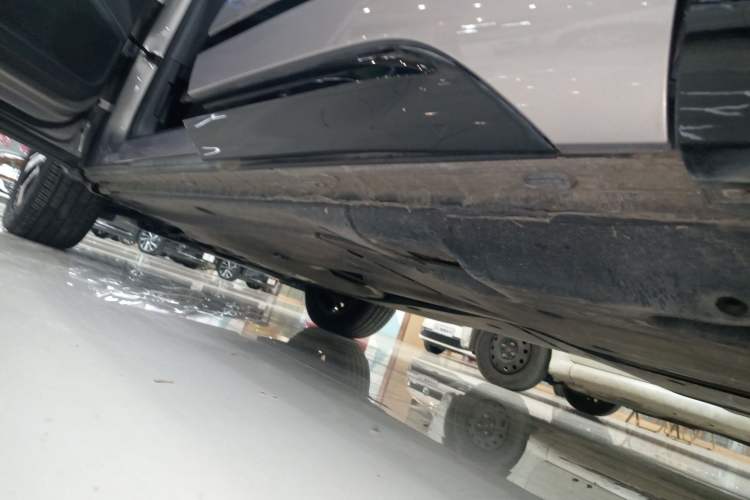 Used Volkswagen Tayron GTE Plug-in Hybrid 2020 1.4T Luxury Model Left Side Sill