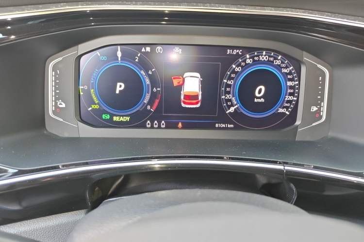 Used Volkswagen Tayron GTE Plug-in Hybrid 2020 1.4T Luxury Model Odometer Close Up