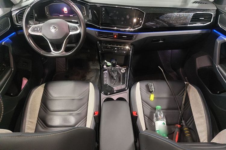 Used Volkswagen Tayron GTE Plug-in Hybrid 2020 1.4T Luxury Model Center Console