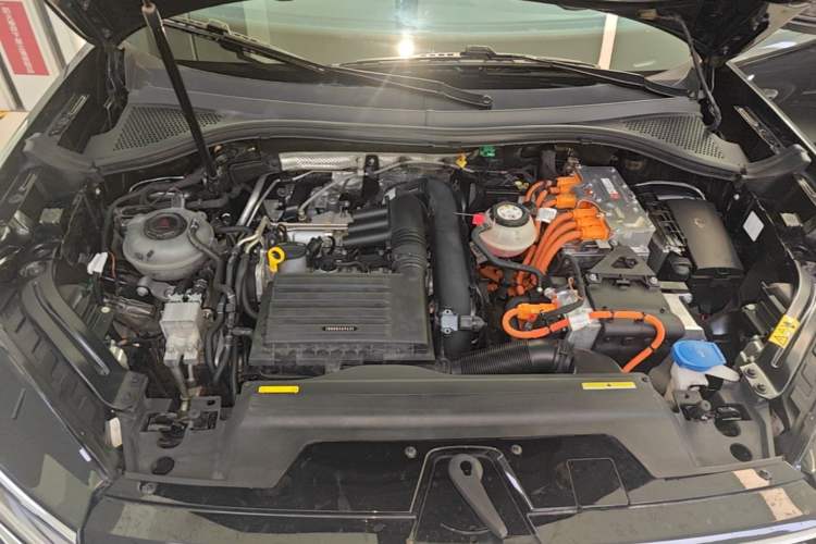 Used Volkswagen Tayron GTE Plug-in Hybrid 2020 1.4T Luxury Model Engine Bay