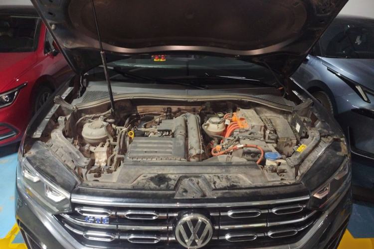 Used Volkswagen Tayron GTE Plug-in Hybrid 2020 1.4T Luxury Model Engine Bay