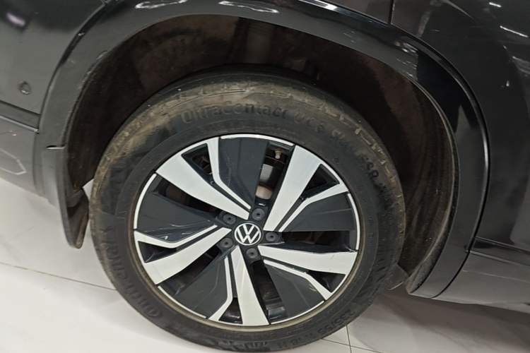 Used Volkswagen Tayron GTE Plug-in Hybrid 2020 1.4T Luxury Model Exterior 3