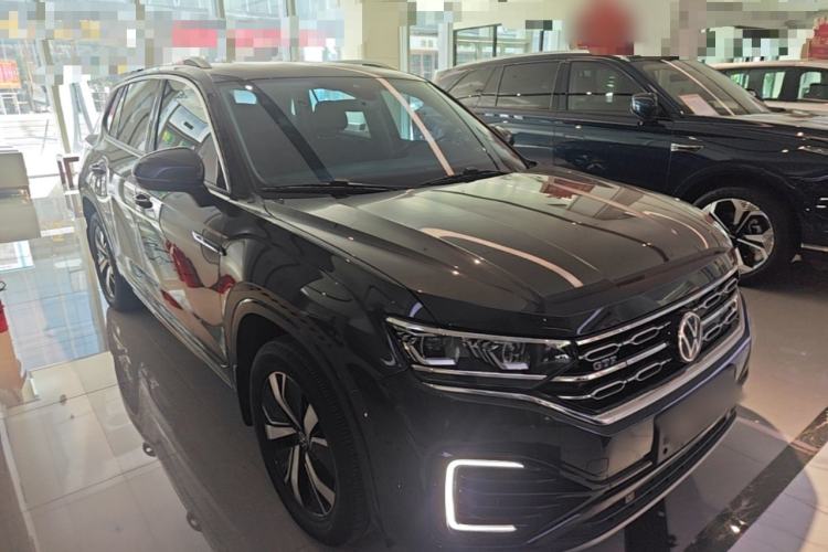 Used Volkswagen Tayron GTE Plug-in Hybrid 2020 1.4T Luxury Model Front Right 45 Deg