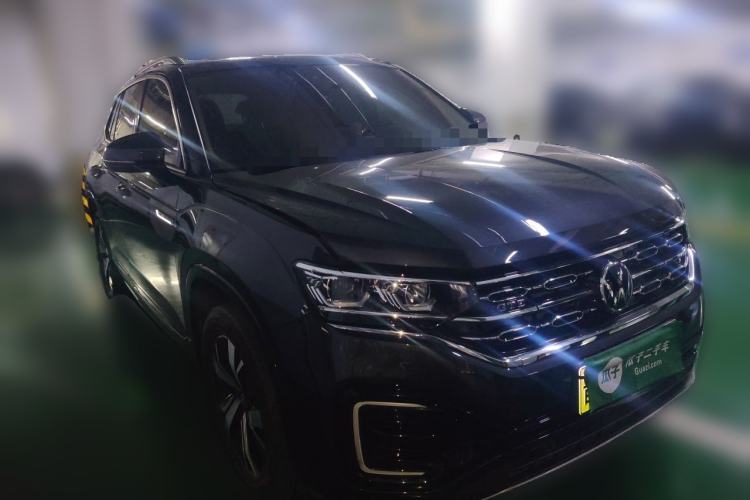 Used Volkswagen Tayron GTE Plug-in Hybrid 2020 1.4T Luxury Model Front Right 45 Deg