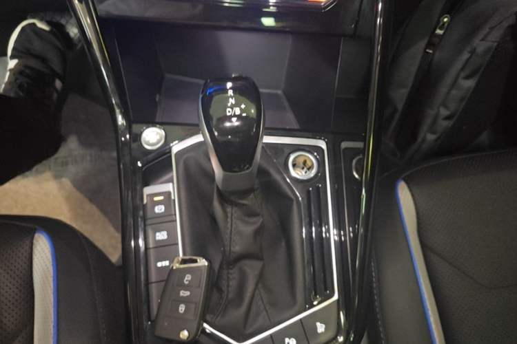 Used Volkswagen Tayron GTE Plug-in Hybrid 2020 1.4T Luxury Model Gear Lever