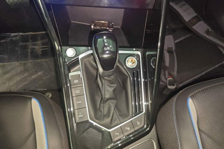 Used Volkswagen Tayron GTE Plug-in Hybrid 2020 1.4T Luxury Model Gear Lever