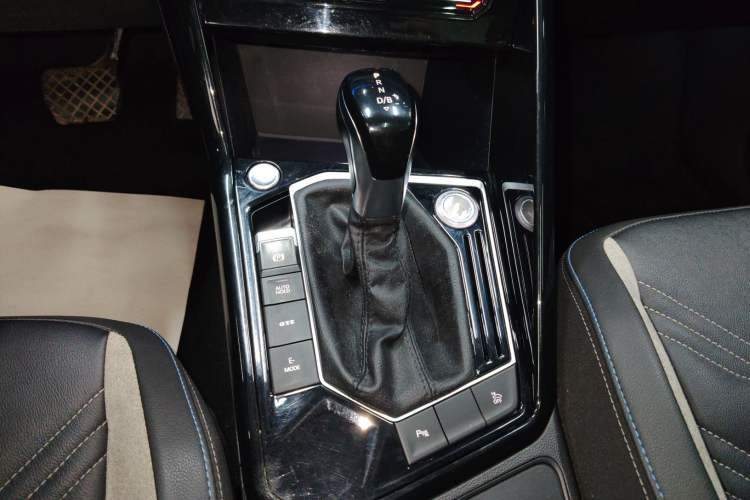 Used Volkswagen Tayron GTE Plug-in Hybrid 2020 1.4T Luxury Model Gear Lever
