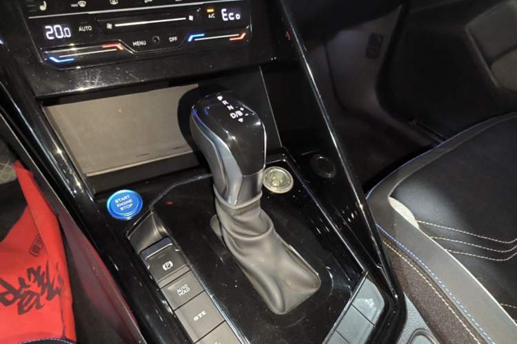 Used Volkswagen Tayron GTE Plug-in Hybrid 2020 1.4T Luxury Model Gear Lever