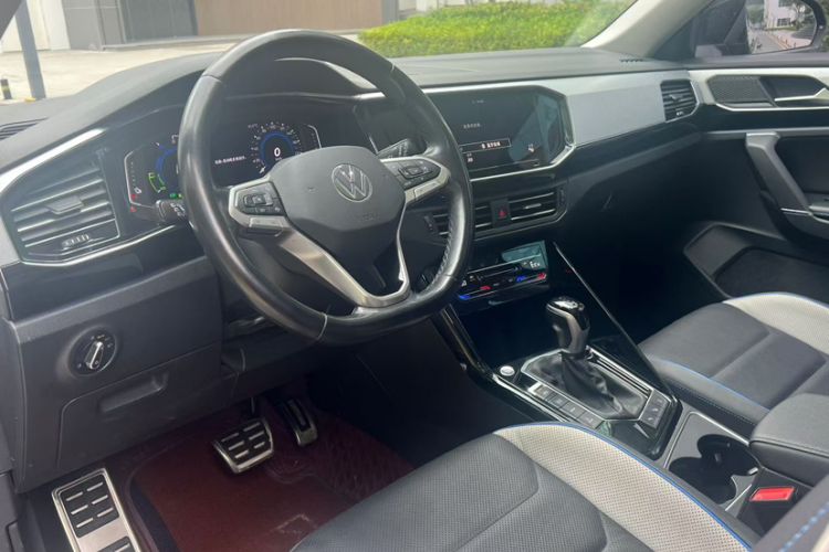 Used Volkswagen Tayron GTE Plug-in Hybrid 2020 1.4T Luxury Model Interior 3