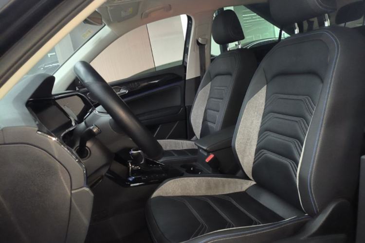 Used Volkswagen Tayron GTE Plug-in Hybrid 2020 1.4T Luxury Model Left Front Seat