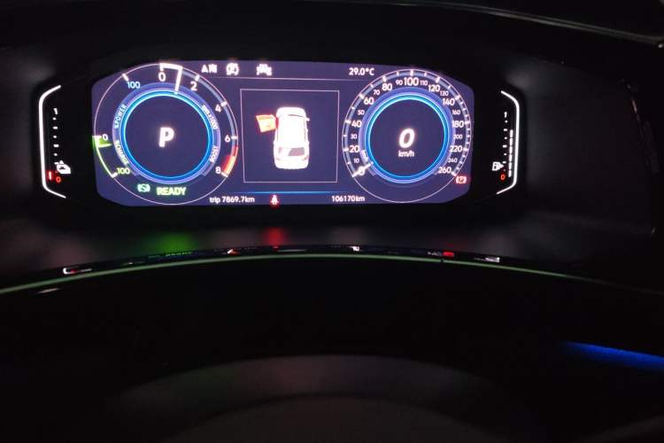 Used Volkswagen Tayron GTE Plug-in Hybrid 2020 1.4T Luxury Model Odometer Close Up