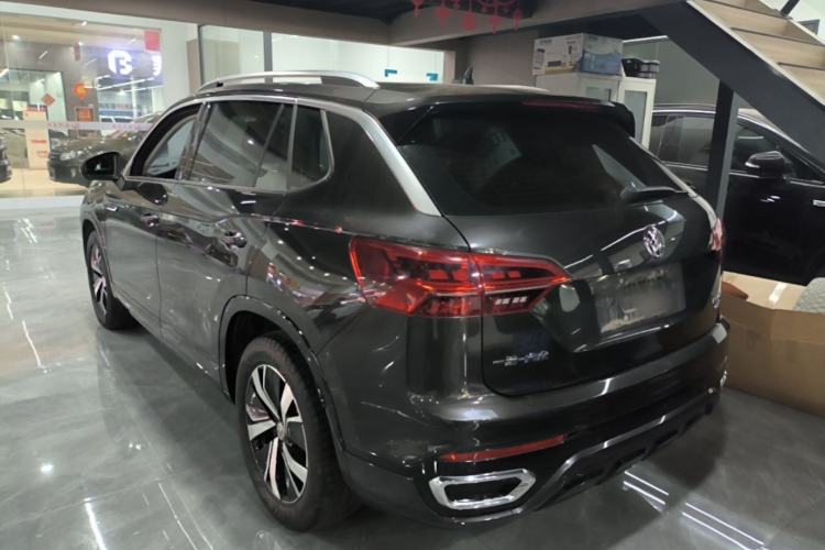 Used Volkswagen Tayron GTE Plug-in Hybrid 2020 1.4T Luxury Model Rear Left 45 Deg