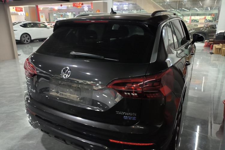 Used Volkswagen Tayron GTE Plug-in Hybrid 2020 1.4T Luxury Model Rear Right 45 Deg