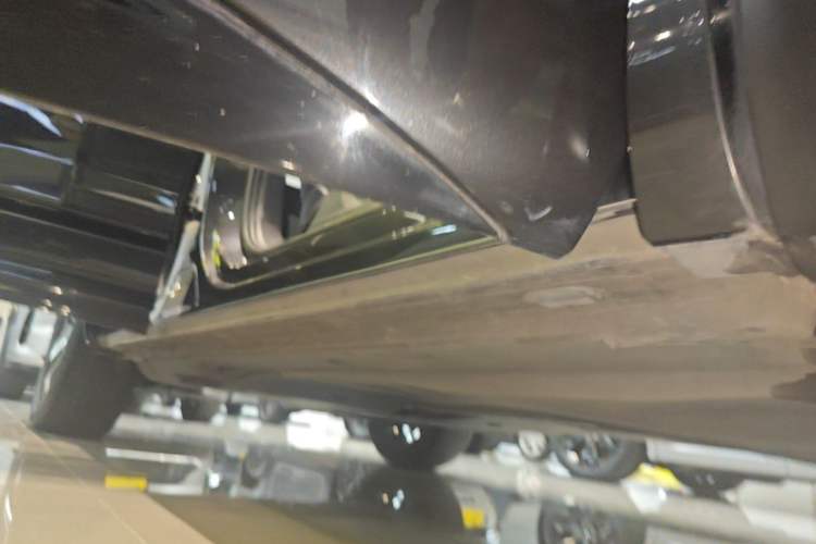 Used Volkswagen Tayron GTE Plug-in Hybrid 2020 1.4T Luxury Model Right Side Sill