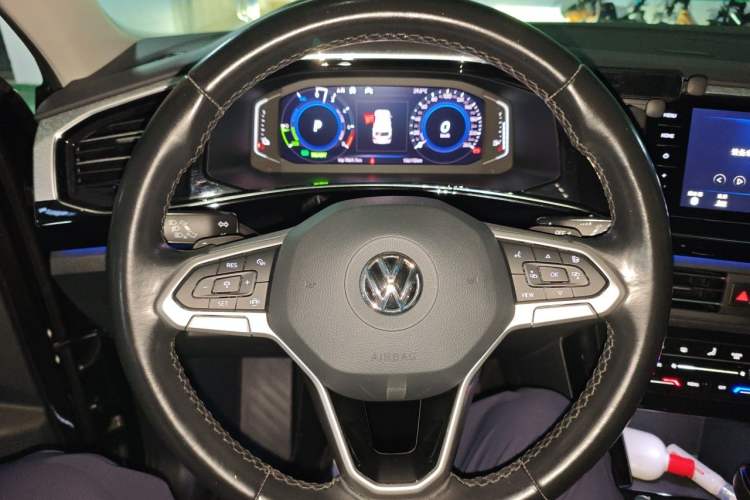 Used Volkswagen Tayron GTE Plug-in Hybrid 2020 1.4T Luxury Model Steering Wheel