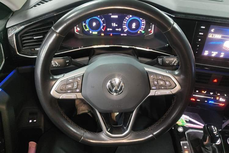 Used Volkswagen Tayron GTE Plug-in Hybrid 2020 1.4T Luxury Model Steering Wheel