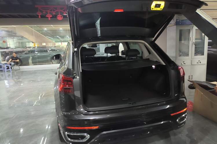 Used Volkswagen Tayron GTE Plug-in Hybrid 2020 1.4T Luxury Model Trunk