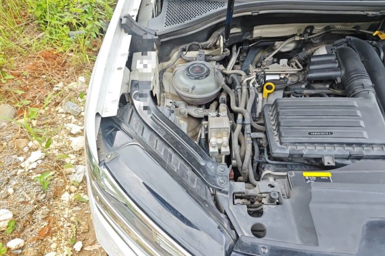 Used Volkswagen Tayron GTE Plug-in Hybrid 2020 1.4T Luxury Model Engine Bay Right