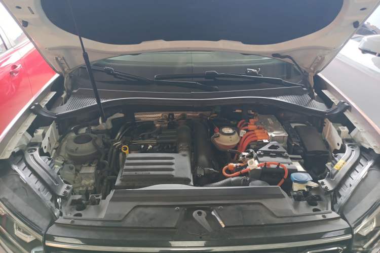 Used Volkswagen Tayron GTE Plug-in Hybrid 2020 1.4T Luxury Model Engine Bay
