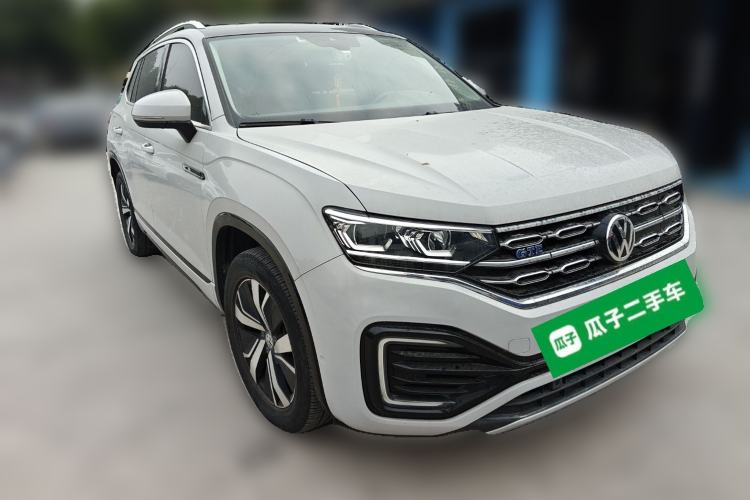 Used Volkswagen Tayron GTE Plug-in Hybrid 2020 1.4T Luxury Model Front Right 45 Deg