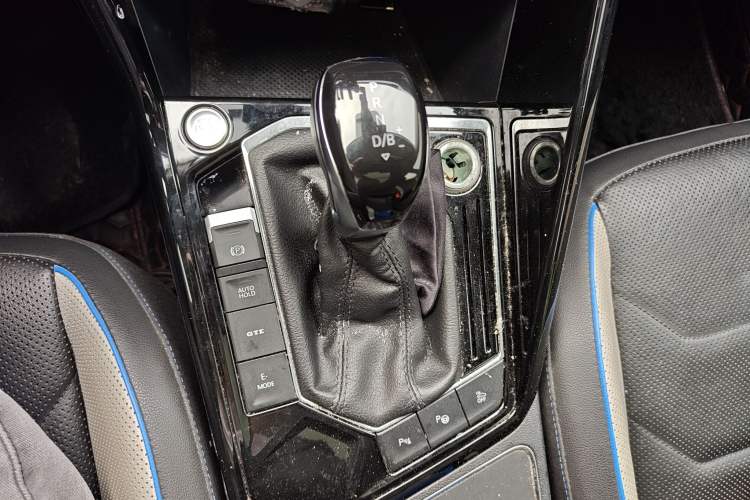 Used Volkswagen Tayron GTE Plug-in Hybrid 2020 1.4T Luxury Model Gear Lever