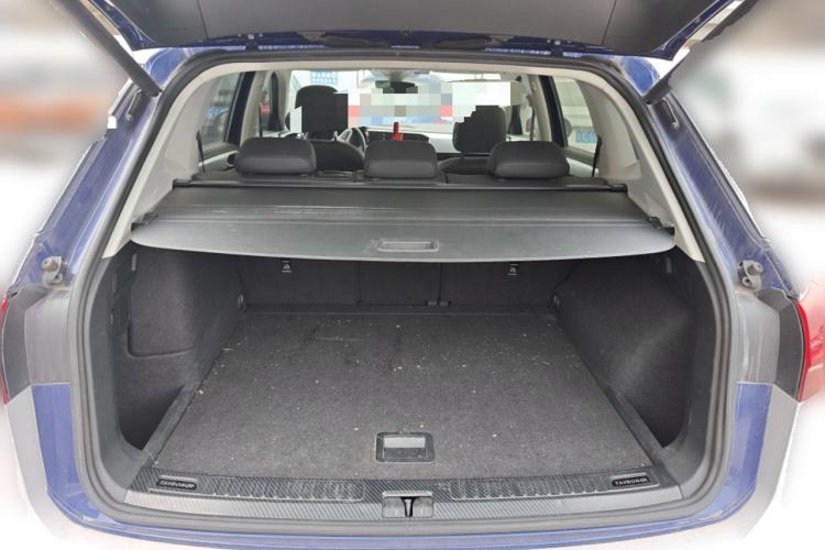 Used Volkswagen Tayron GTE Plug-in Hybrid 2020 1.4T Luxury Model Trunk