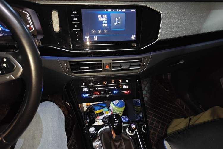 Used Volkswagen Tayron GTE Plug-in Hybrid 2020 1.4T Luxury Model Audio And AC Panel