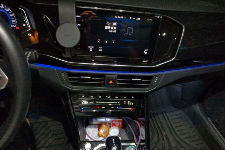 Used Volkswagen Tayron GTE Plug-in Hybrid 2020 1.4T Luxury Model Audio And AC Panel