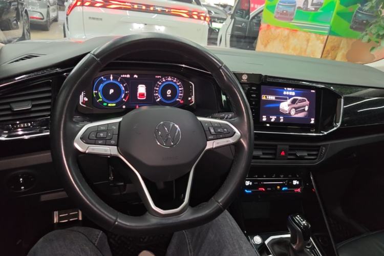 Used Volkswagen Tayron GTE Plug-in Hybrid 2020 1.4T Luxury Model Center Console