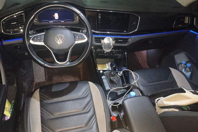 Used Volkswagen Tayron GTE Plug-in Hybrid 2020 1.4T Luxury Model Center Console