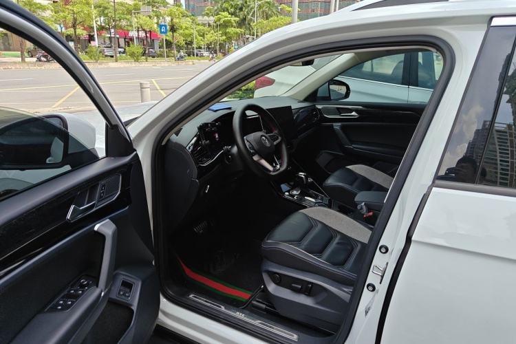 Used Volkswagen Tayron GTE Plug-in Hybrid 2020 1.4T Luxury Model Driver Seat