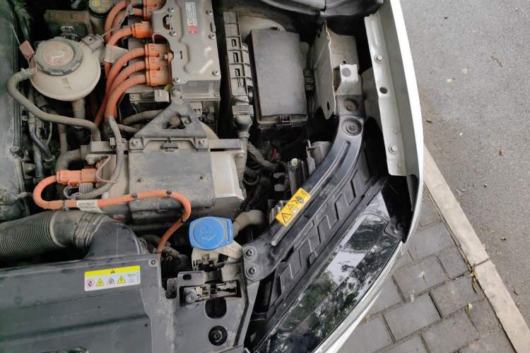 Used Volkswagen Tayron GTE Plug-in Hybrid 2020 1.4T Luxury Model Engine Bay Left