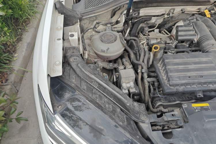 Used Volkswagen Tayron GTE Plug-in Hybrid 2020 1.4T Luxury Model Engine Bay Right