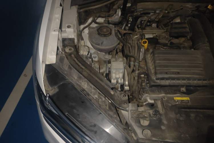 Used Volkswagen Tayron GTE Plug-in Hybrid 2020 1.4T Luxury Model Engine Bay Right