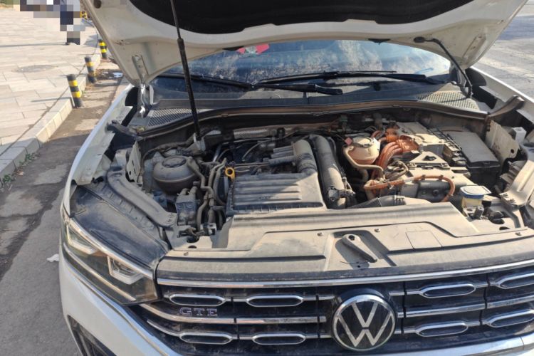 Used Volkswagen Tayron GTE Plug-in Hybrid 2020 1.4T Luxury Model Engine Bay Right