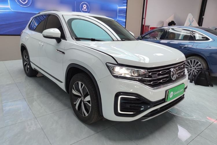 Used Volkswagen Tayron GTE Plug-in Hybrid 2020 1.4T Luxury Model Front Right 45 Deg