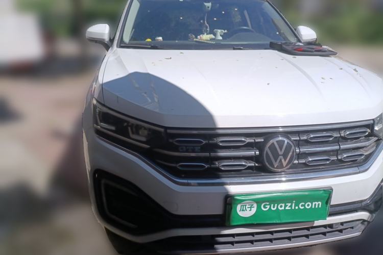 Used Volkswagen Tayron GTE Plug-in Hybrid 2020 1.4T Luxury Model Front Right 45 Deg