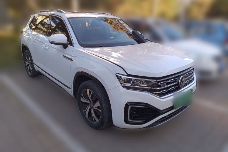 Used Volkswagen Tayron GTE Plug-in Hybrid 2020 1.4T Luxury Model Front Right 45 Deg