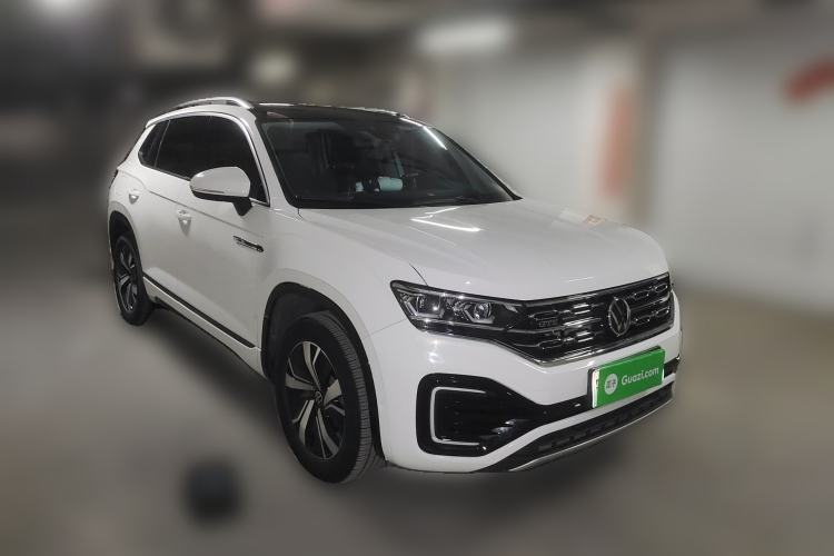 Used Volkswagen Tayron GTE Plug-in Hybrid 2020 1.4T Luxury Model Front Right 45 Deg