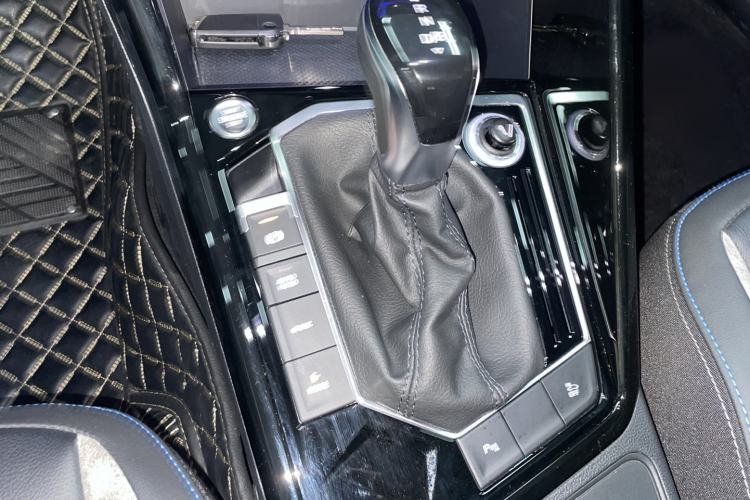 Used Volkswagen Tayron GTE Plug-in Hybrid 2020 1.4T Luxury Model Gear Lever
