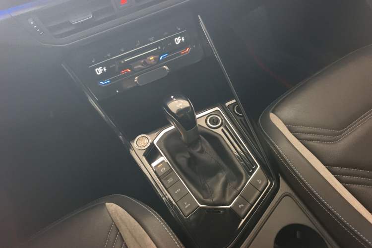Used Volkswagen Tayron GTE Plug-in Hybrid 2020 1.4T Luxury Model Gear Lever