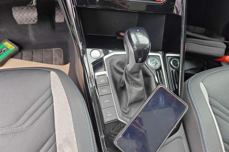Used Volkswagen Tayron GTE Plug-in Hybrid 2020 1.4T Luxury Model Gear Lever