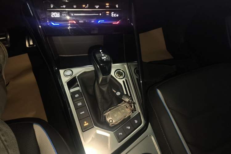 Used Volkswagen Tayron GTE Plug-in Hybrid 2020 1.4T Luxury Model Gear Lever