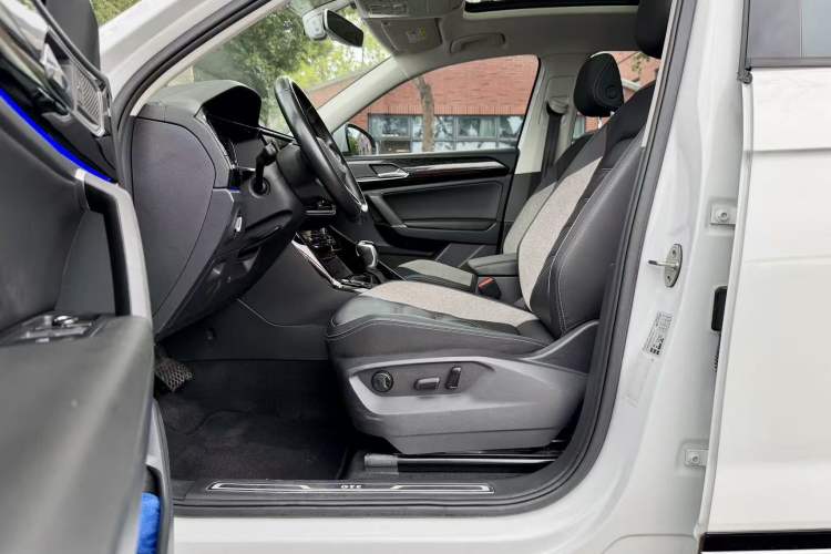 Used Volkswagen Tayron GTE Plug-in Hybrid 2020 1.4T Luxury Model Interior 1
