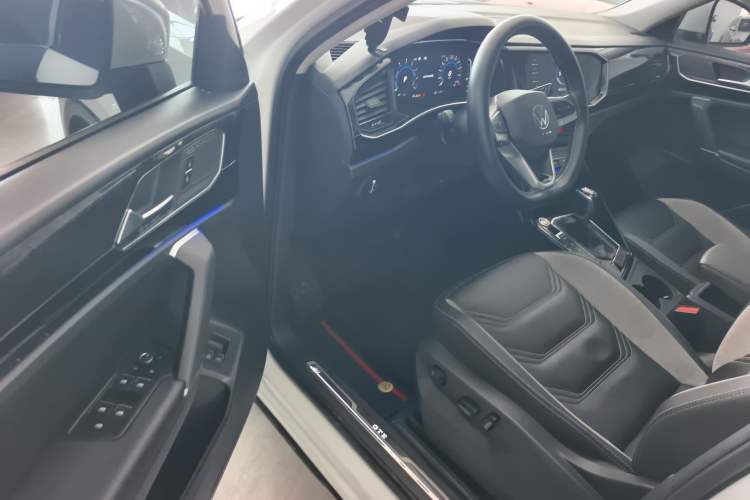Used Volkswagen Tayron GTE Plug-in Hybrid 2020 1.4T Luxury Model Interior 3