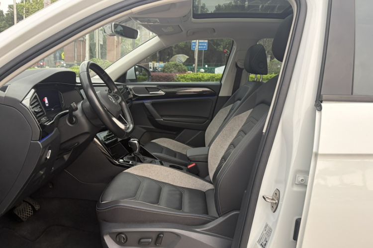 Used Volkswagen Tayron GTE Plug-in Hybrid 2020 1.4T Luxury Model Interior 4