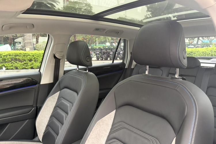 Used Volkswagen Tayron GTE Plug-in Hybrid 2020 1.4T Luxury Model Interior 9