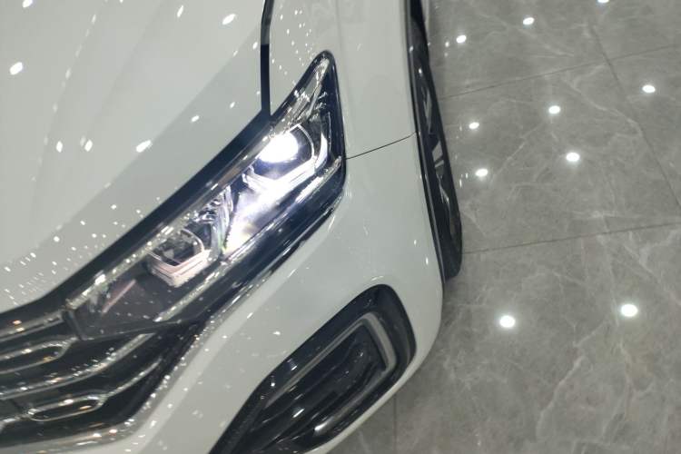 Used Volkswagen Tayron GTE Plug-in Hybrid 2020 1.4T Luxury Model Left Front Headlight