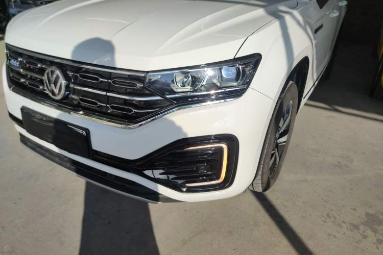 Used Volkswagen Tayron GTE Plug-in Hybrid 2020 1.4T Luxury Model Left Front Headlight