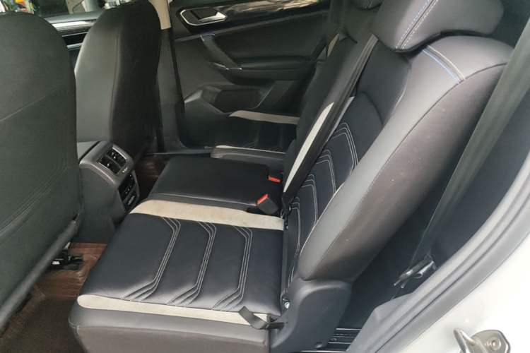 Used Volkswagen Tayron GTE Plug-in Hybrid 2020 1.4T Luxury Model Left Rear Seat